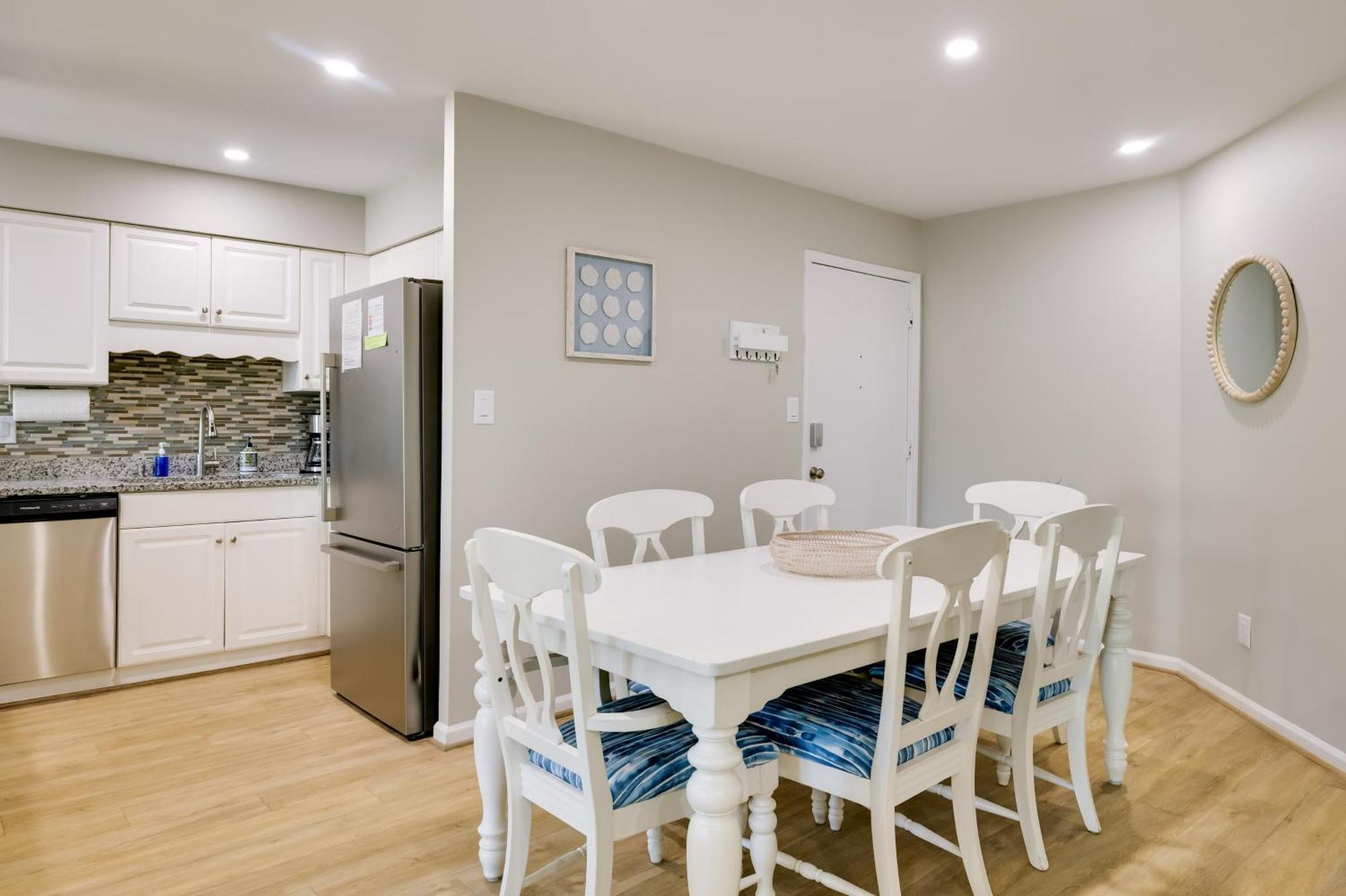 Emerald Isle Condo With Indoor Pool And Beach Access! Luaran gambar