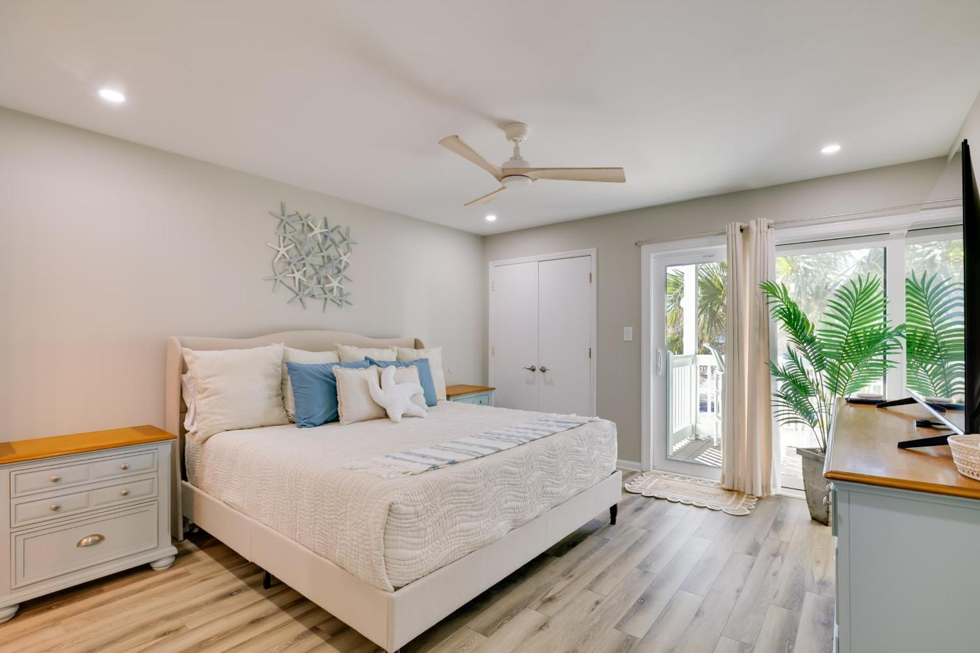 Emerald Isle Condo With Indoor Pool And Beach Access! Luaran gambar